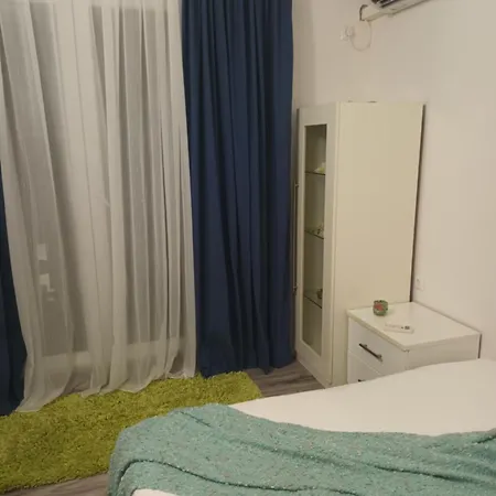 Apartment Emi4 *